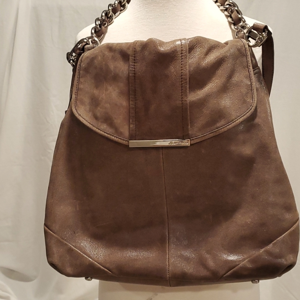 B.Makowsky brown genuine leather w silver hardware bag.